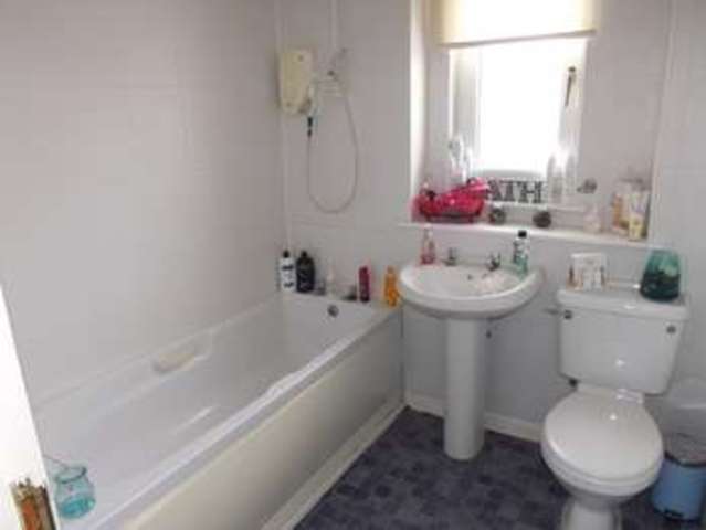  Image of 2 Bedroom Detached to rent at Douglas Crescent  Hamilton, ML3 7SZ