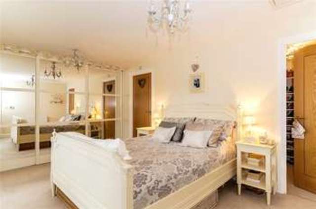  Image of 6 Bedroom Detached for sale at Sutton Courtenay Abingdon Drayton, OX14 4LW