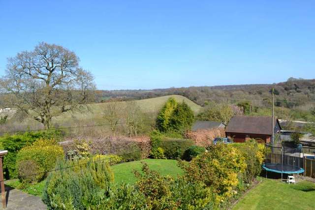 Image of 4 Bedroom Detached to rent at Haw Lane Bledlow Ridge High Wycombe, HP14 4JH