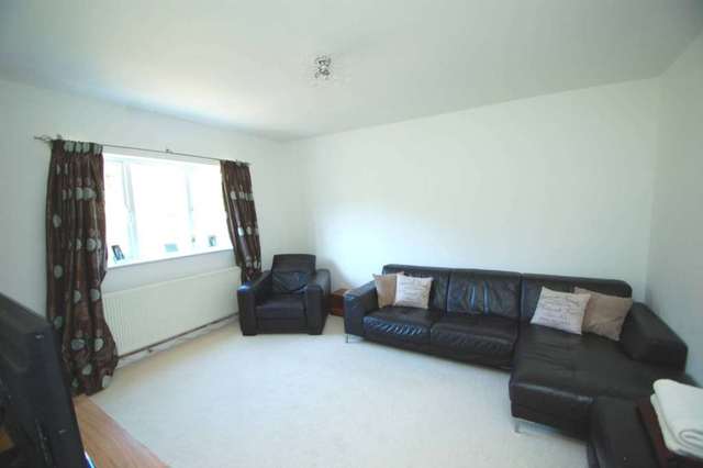  Image of 4 Bedroom Detached to rent at Haw Lane Bledlow Ridge High Wycombe, HP14 4JH