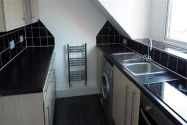  Image of 2 Bedroom Flat to rent at Cannock, WS12 4DL