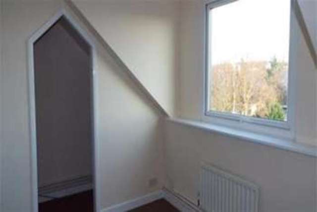  Image of 2 Bedroom Flat to rent at Cannock, WS12 4DL