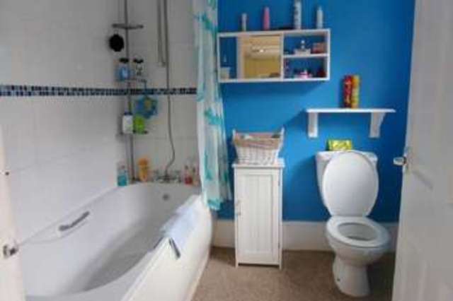  Image of 2 Bedroom Detached to rent at Oulton Broad Lowestoft, NR32 3LN