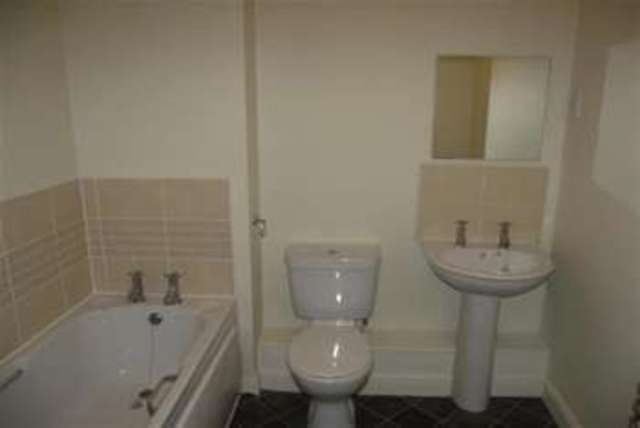  Image of 2 Bedroom Flat to rent at Worcester, WR1 3NG