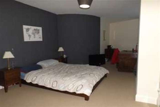  Image of 2 Bedroom Flat to rent at Cardiff, CF10 5LL