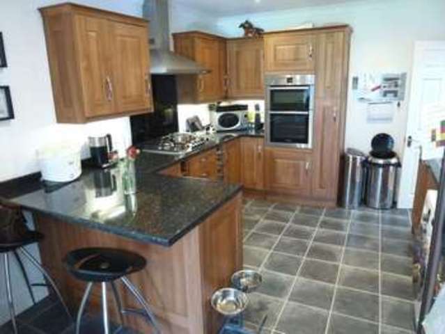  Image of 3 Bedroom Detached for sale at Orchard Close  Fetcham, KT22 9JB