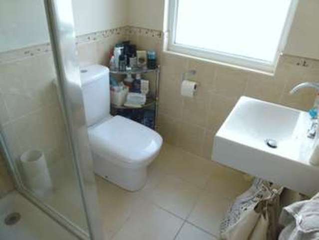  Image of 3 Bedroom Detached for sale at Orchard Close  Fetcham, KT22 9JB