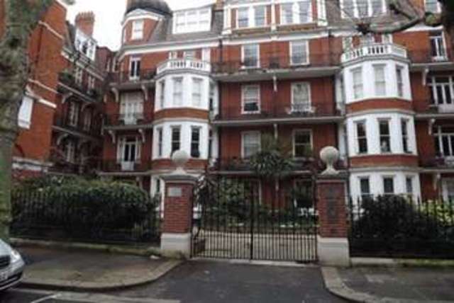  Image of 1 Bedroom Flat to rent at London, W14 0SZ