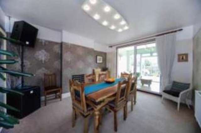  Image of 5 Bedroom End of Terrace for sale at Shirley Croydon Shirley, CR0 7EY