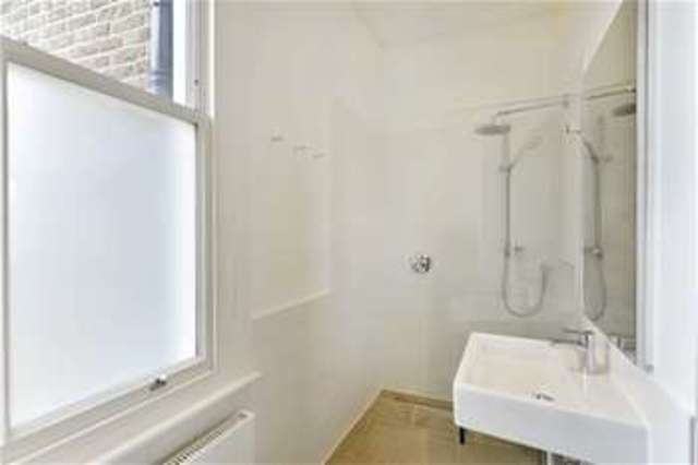  Image of 5 Bedroom Detached to rent at London, NW8 9PU
