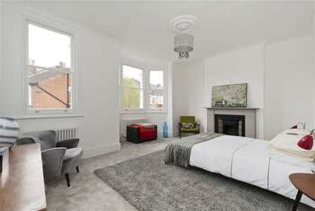  Image of 4 Bedroom Terraced for sale at West Norwood, SE27 0AE