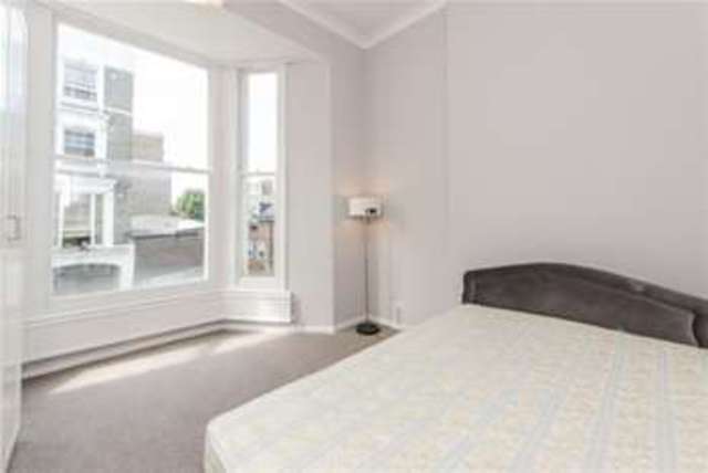  Image of 2 Bedroom Flat to rent at London, W2 5RB