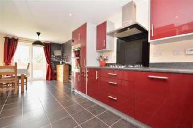  Image of 4 Bedroom Detached for sale at Bognor Regis West Sussex Bognor Regis, PO22 8BP