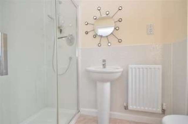  Image of 4 Bedroom Detached for sale at Bognor Regis West Sussex Bognor Regis, PO22 8BP