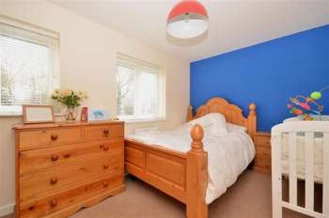  Image of 4 Bedroom Detached for sale at Bognor Regis West Sussex Bognor Regis, PO22 8BP