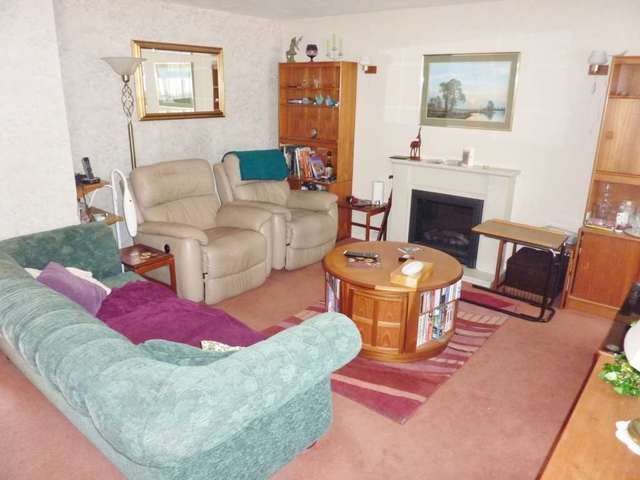  Image of 3 Bedroom Terraced for sale at Highlands Oxhey Watford, WD19 4LZ