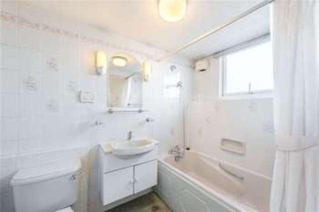  Image of 2 Bedroom Flat for sale at 6 Melbury Road Holland Park Kensington & Chelsea, W14 8LN