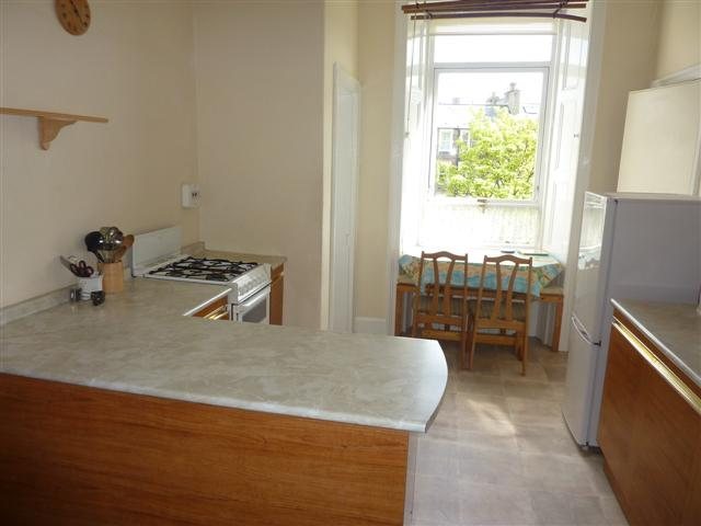  Image of 2 Bedroom Flat to rent at Polwarth Edinburgh Edinburgh, EH11 1JX