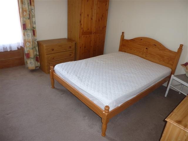  Image of 2 Bedroom Flat to rent at Polwarth Edinburgh Edinburgh, EH11 1JX