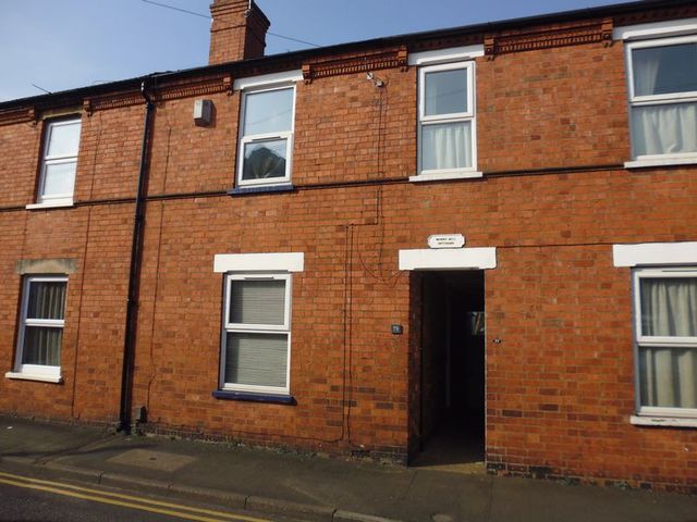  Image of 3 Bedroom Terraced for sale at Mill Road  Lincoln, LN1 3JQ