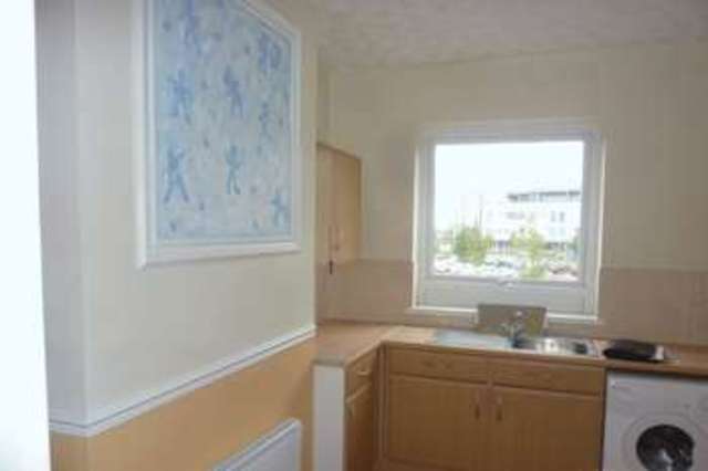  Image of 2 Bedroom Flat to rent at Moat Road  Walsall, WS2 9PJ