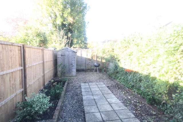  Image of 2 Bedroom Cottage to rent at New Street  Berkhamsted, HP4 2EP