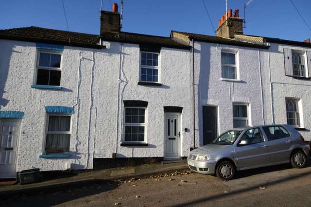  Image of 2 Bedroom Cottage to rent at New Street  Berkhamsted, HP4 2EP
