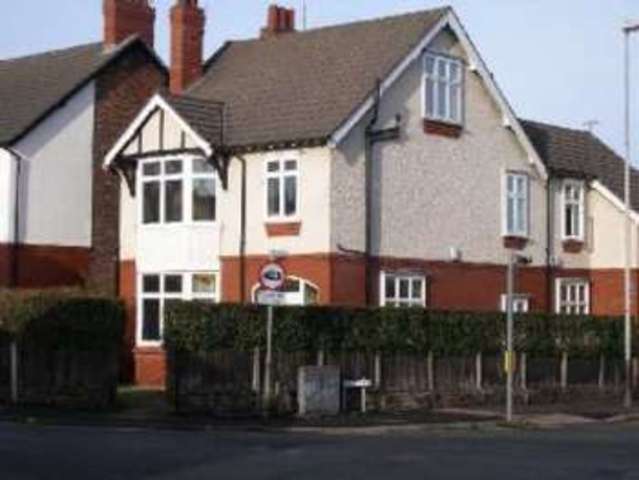 Image of 1 Bedroom Flat to rent at Park Lane Flat 4 MACCLESFIELD, SK11 8AE