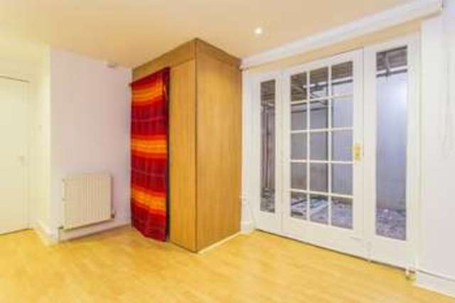  Image of 2 Bedroom Flat for sale at Regency Square  Brighton, BN1 2FF
