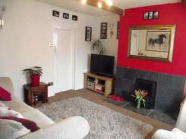  Image of 2 Bedroom Terraced for sale at Hyde Greater Manchester Hyde, SK14 4BL