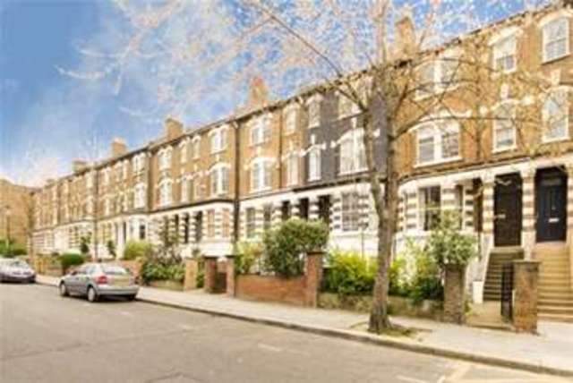  Image of 2 Bedroom Flat to rent at London, W10 5SX