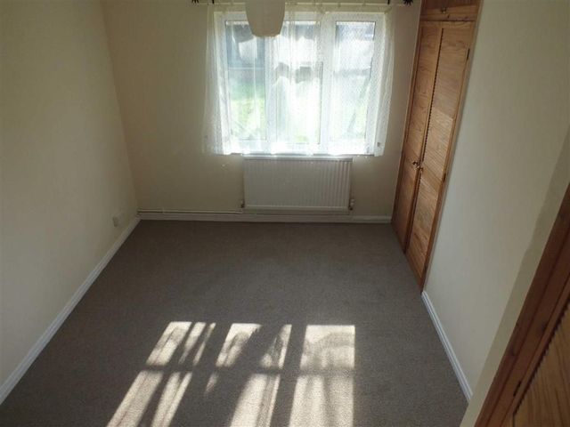  Image of 2 Bedroom Property for sale at Sycamore Grove Trowbridge Trowbridge, BA14 0JB