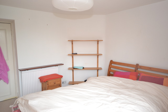  Image of 2 Bedroom Property to rent at Muswell Hill, N10 1NB