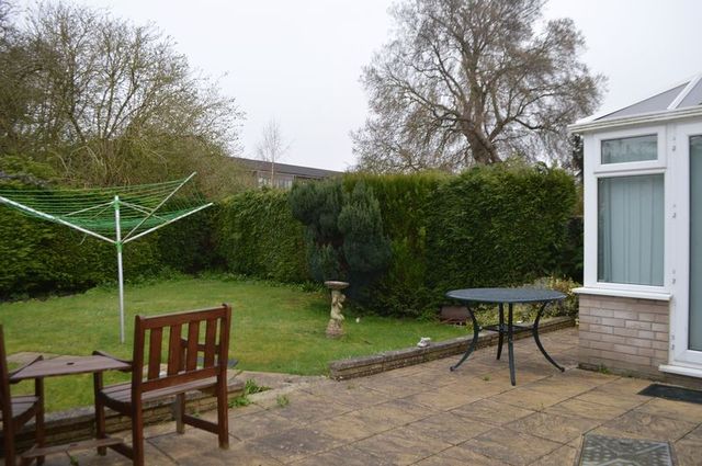  Image of 4 Bedroom Terraced for sale at Thatchers Close  Bristol, BS5 8NJ