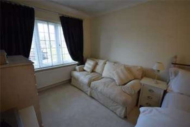  Image of 1 Bedroom House Share to rent at Waingels Road Lands End, Twyford Twyford, RG10 0UA