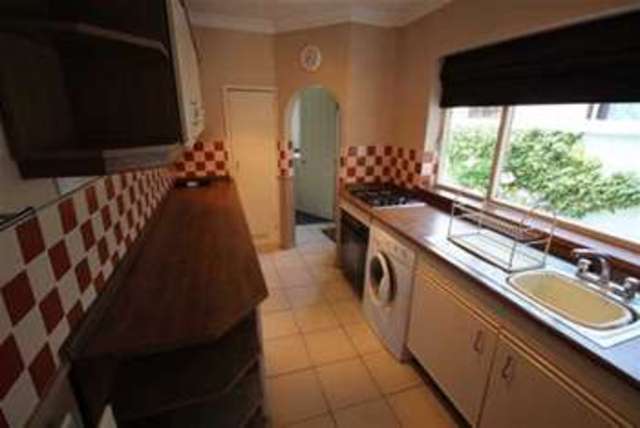  Image of 2 Bedroom Property to rent at Newcastle Under Lyme, ST5 8AQ
