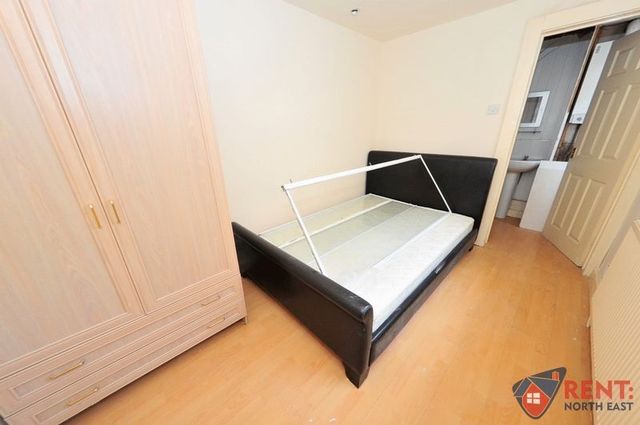  Image of 2 Bedroom Flat to rent at Wolseley Gardens Jesmond Heaton, NE2 1HR