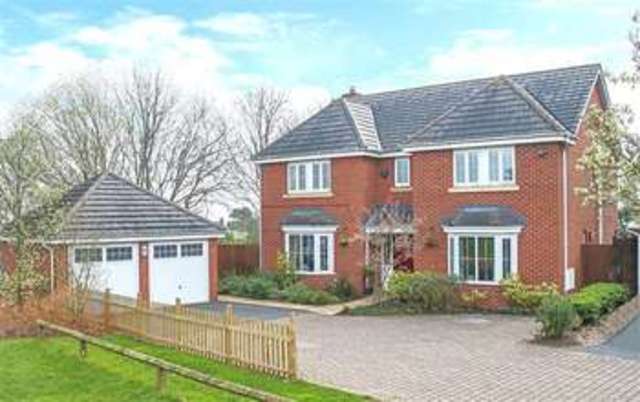  Image of 5 Bedroom Detached for sale at Yeomans Close  Astwood Bank, B96 6ET