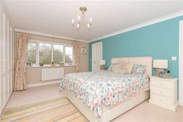  Image of 5 Bedroom Detached for sale at Yeomans Close  Astwood Bank, B96 6ET