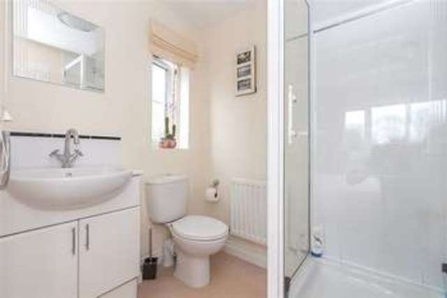  Image of 5 Bedroom Detached for sale at Yeomans Close  Astwood Bank, B96 6ET
