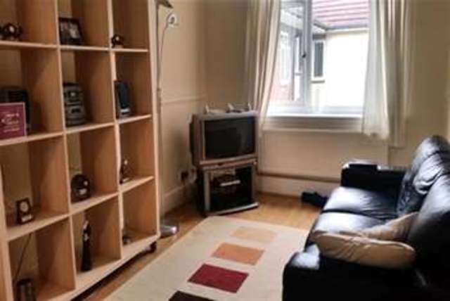  Image of 1 Bedroom Detached to rent at Sheffield, S2 5PE