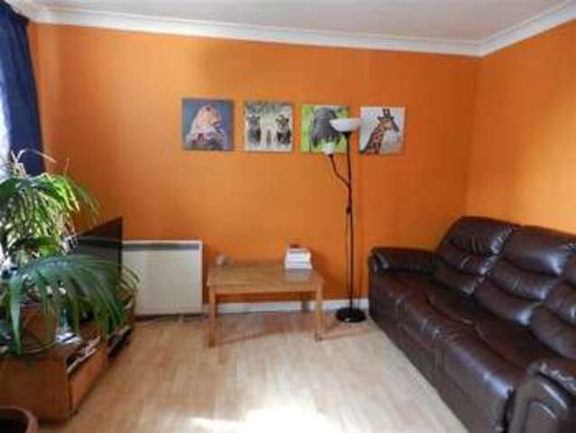  Image of 1 Bedroom Property to rent at Battersea Park Road Battersea Battersea, SW8 4BU