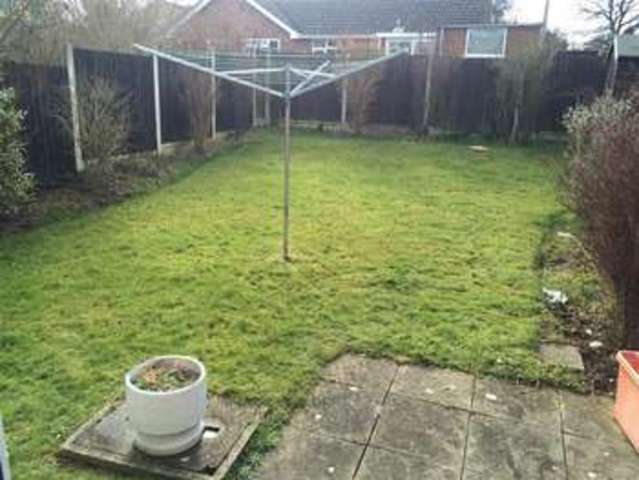  Image of 2 Bedroom Detached for sale at Wickford Essex Wickford, SS11 8NS