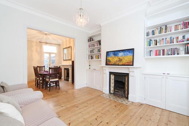  Image of 5 Bedroom Terraced for sale at Brayburne Avenue  London, SW4 6AA