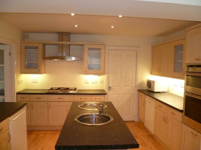  Image of 4 Bedroom Detached to rent at Linlithgow West Lothian West Lothian, EH49 6RL