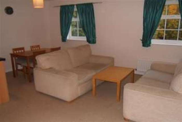  Image of 2 Bedroom Flat to rent at Wakefield, WF1 4SU