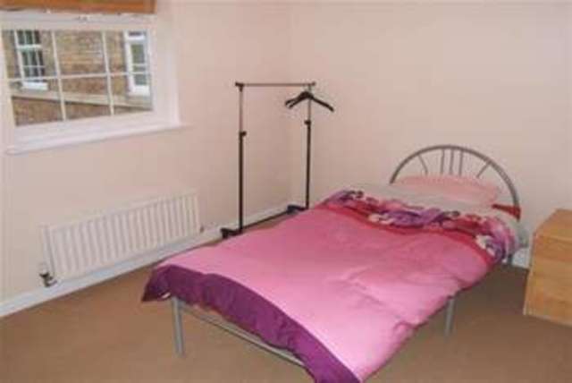  Image of 2 Bedroom Flat to rent at Wakefield, WF1 4SU