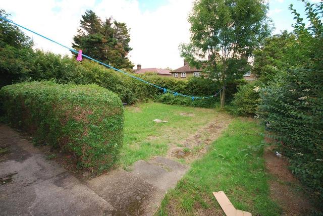  Image of 3 Bedroom Semi-Detached to rent at WEMBLEY, HA0 4DU