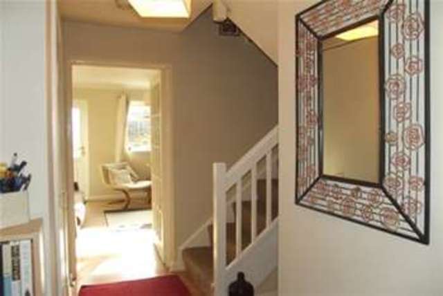  Image of 2 Bedroom Detached to rent at Glasgow, G40 2HB