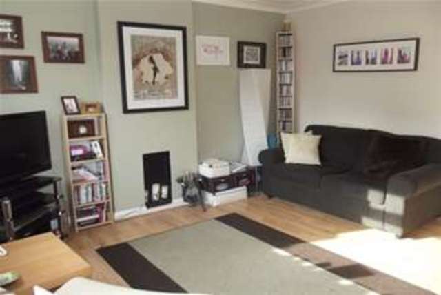  Image of 2 Bedroom Detached to rent at Glasgow, G40 2HB